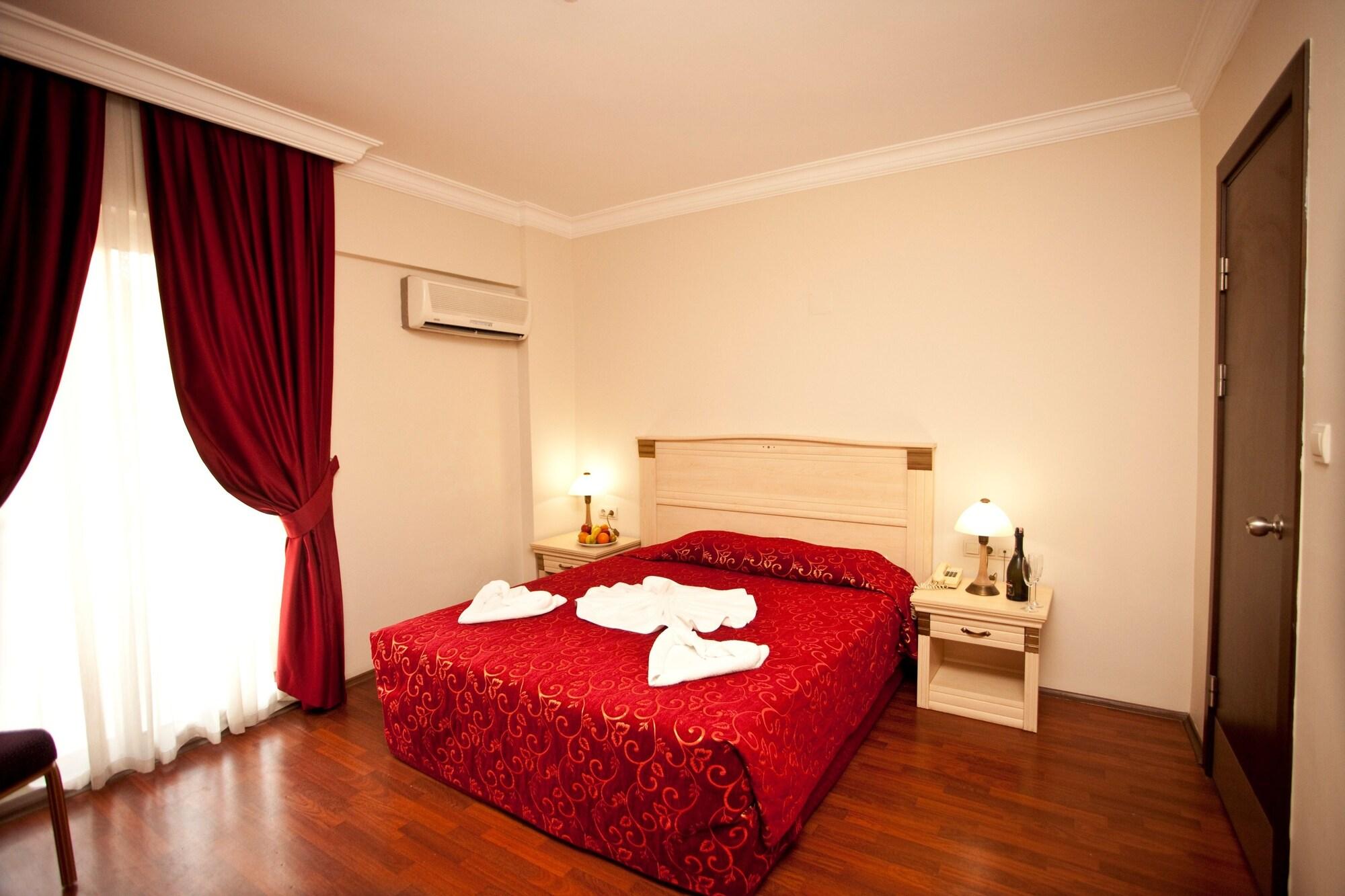 Duqqan Deluxe Hotel Kusadasi Exterior foto